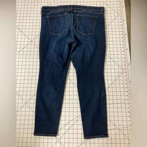 GAP 1969 Women’s Size 18 Legging Skimmer Blue Jeans - Picture 5 of 7